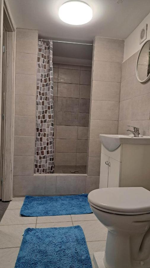 Naty Apartman Haniska Exteriör bild