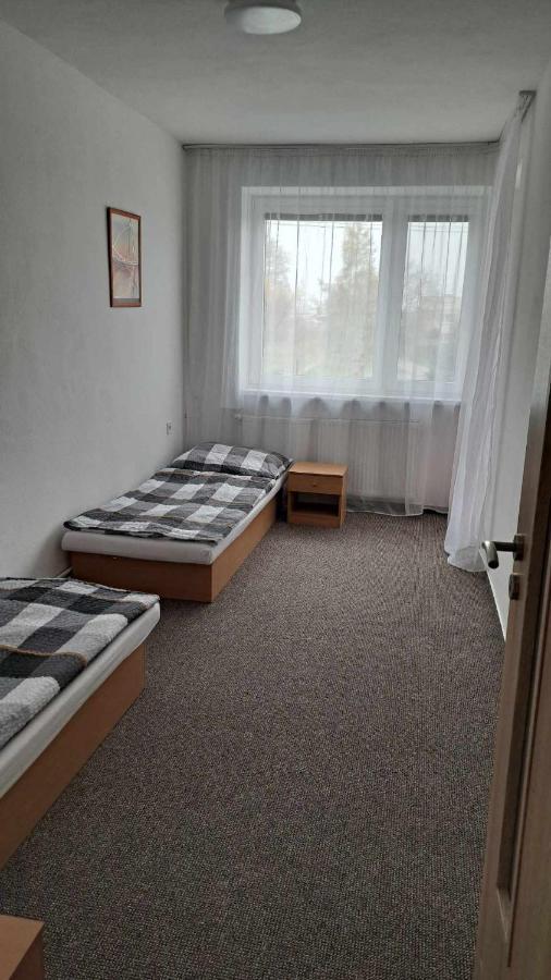 Naty Apartman Haniska Exteriör bild